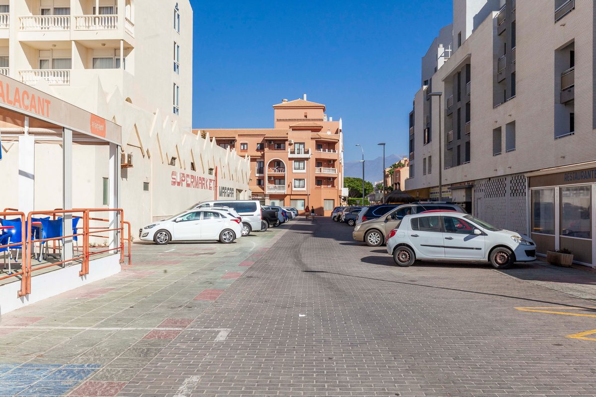 Exclusivo piso con vistas al mar en primera línea de playa