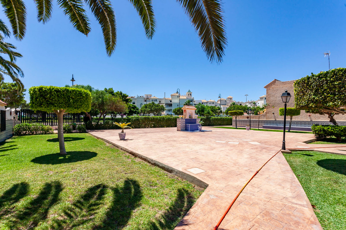 Bezugsfertige Einfamilienhaus, Wohnanlage Pueblo Andaluz