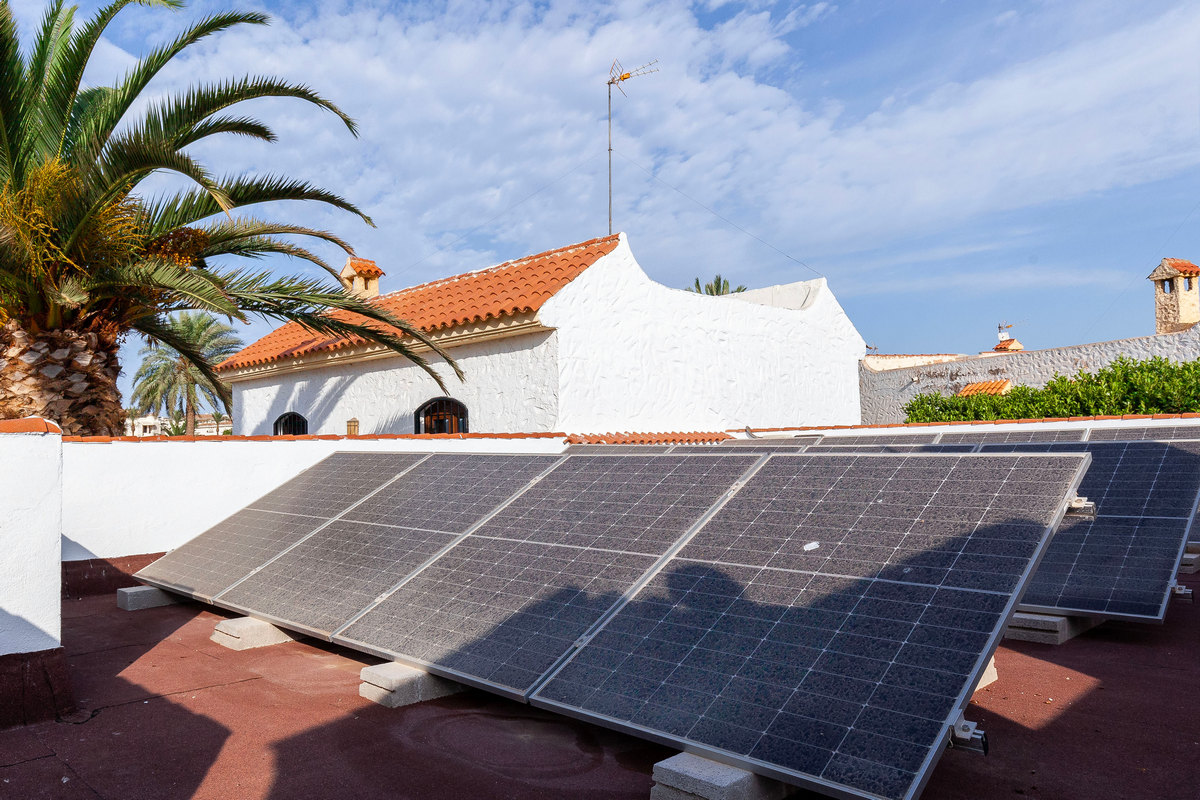 Villa unifamiliar lista para entrar a vivir, Complejo Pueblo Andaluz