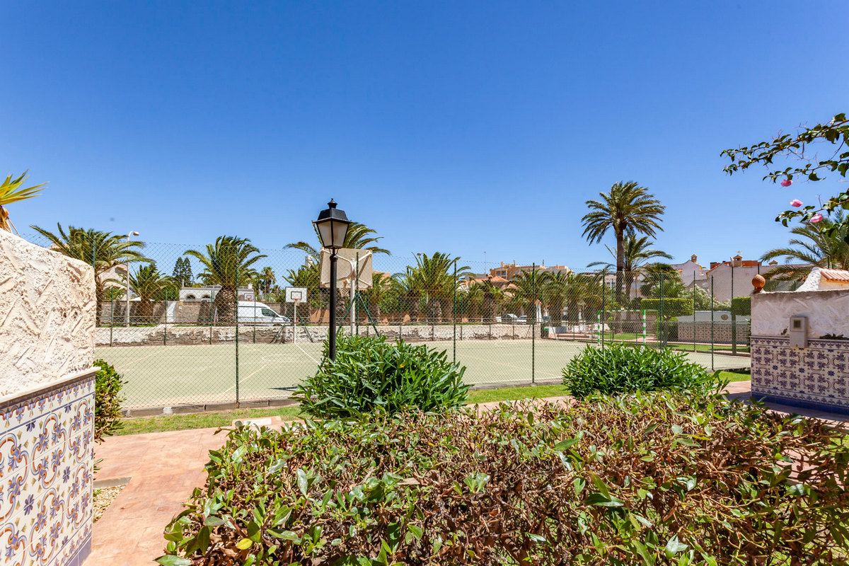 Bezugsfertige Einfamilienhaus, Wohnanlage Pueblo Andaluz