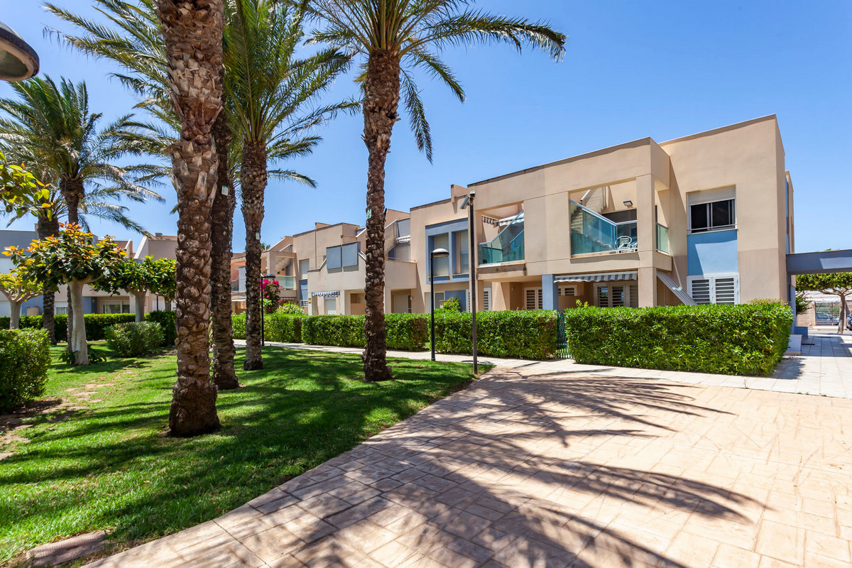 Appartement moderne de 2 chambres, complexe Oasis, Playa Serena Sur