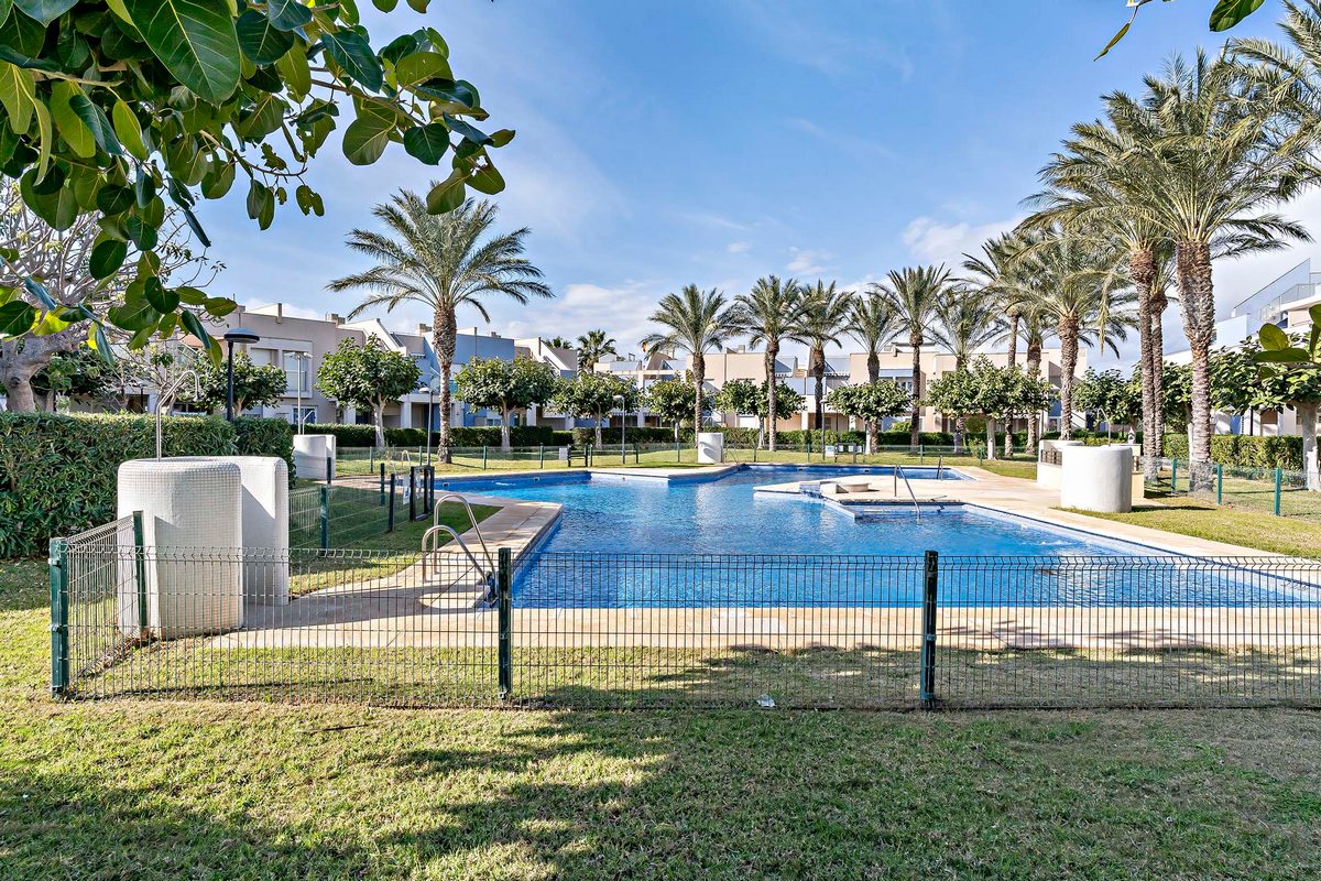 Appartement moderne de 2 chambres, complexe Oasis, Playa Serena Sur