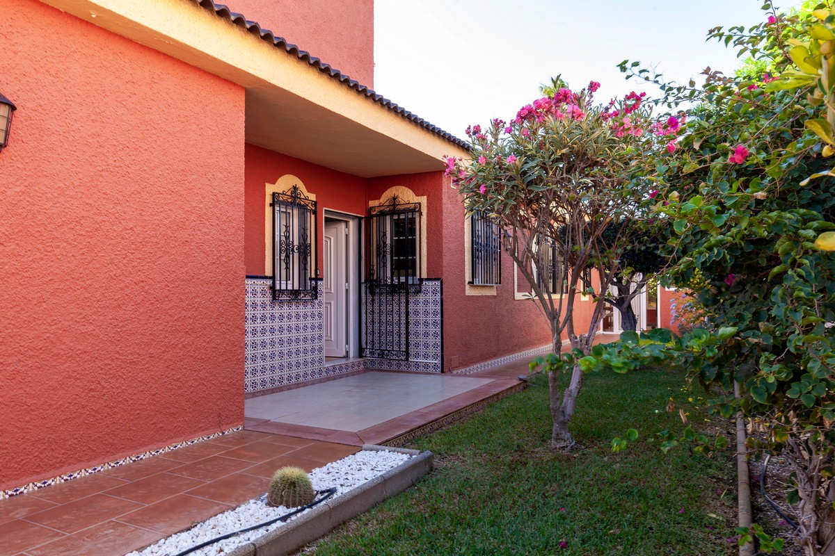 Detached villa in a prime location for an unbeatable price