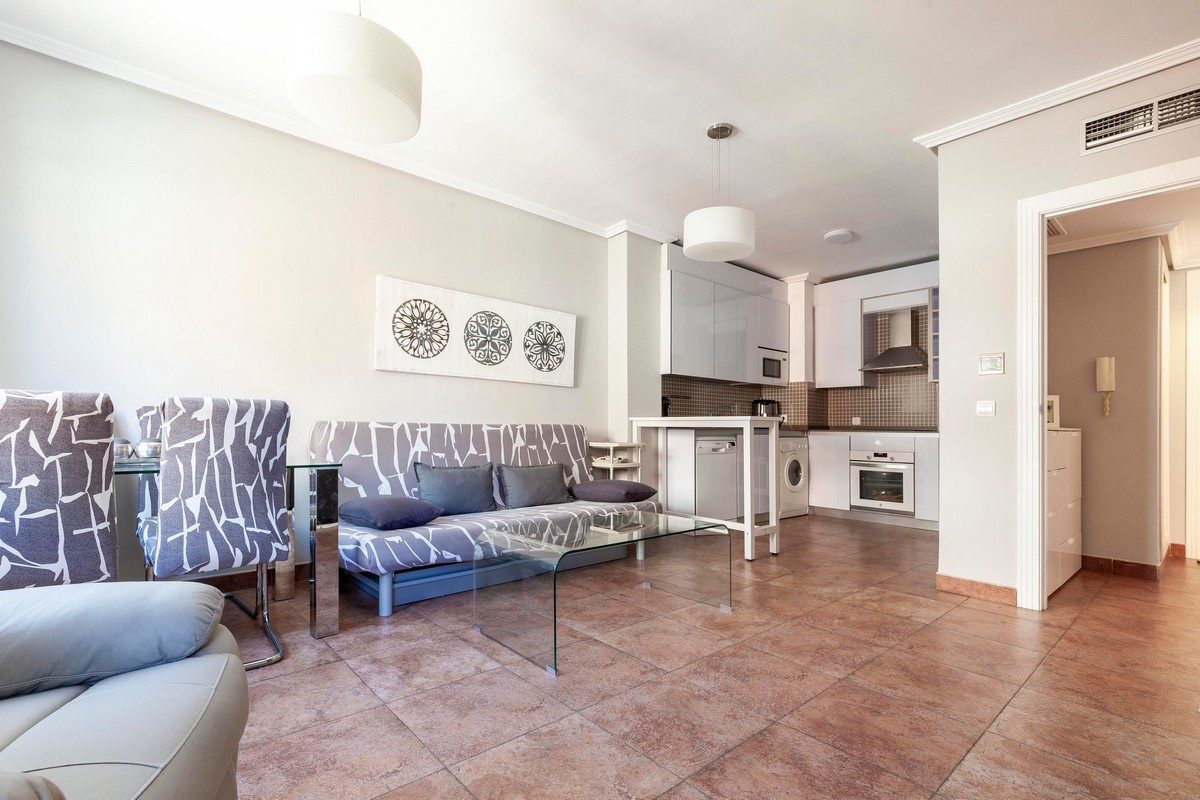 Spacious apartment in Palazzo Vivaldi, Urb. Las Salinas