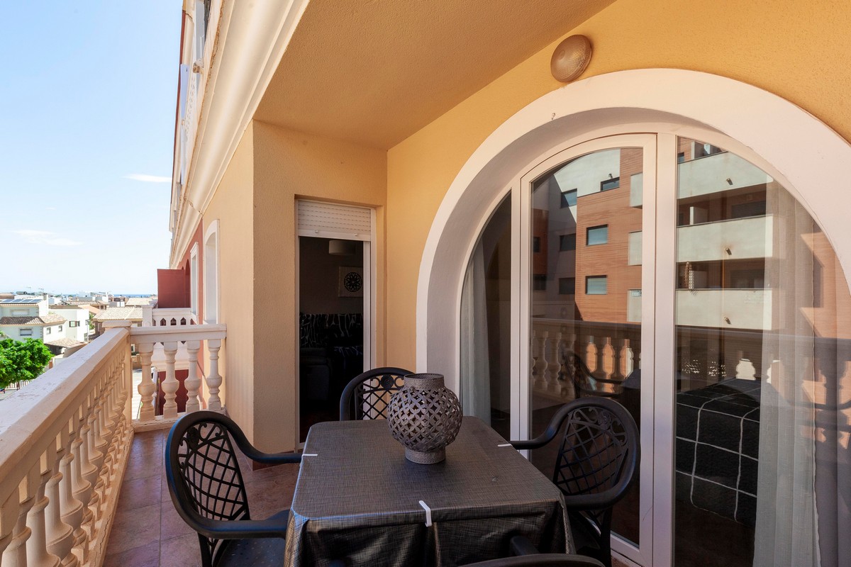 Spacious apartment in Palazzo Vivaldi, Urb. Las Salinas