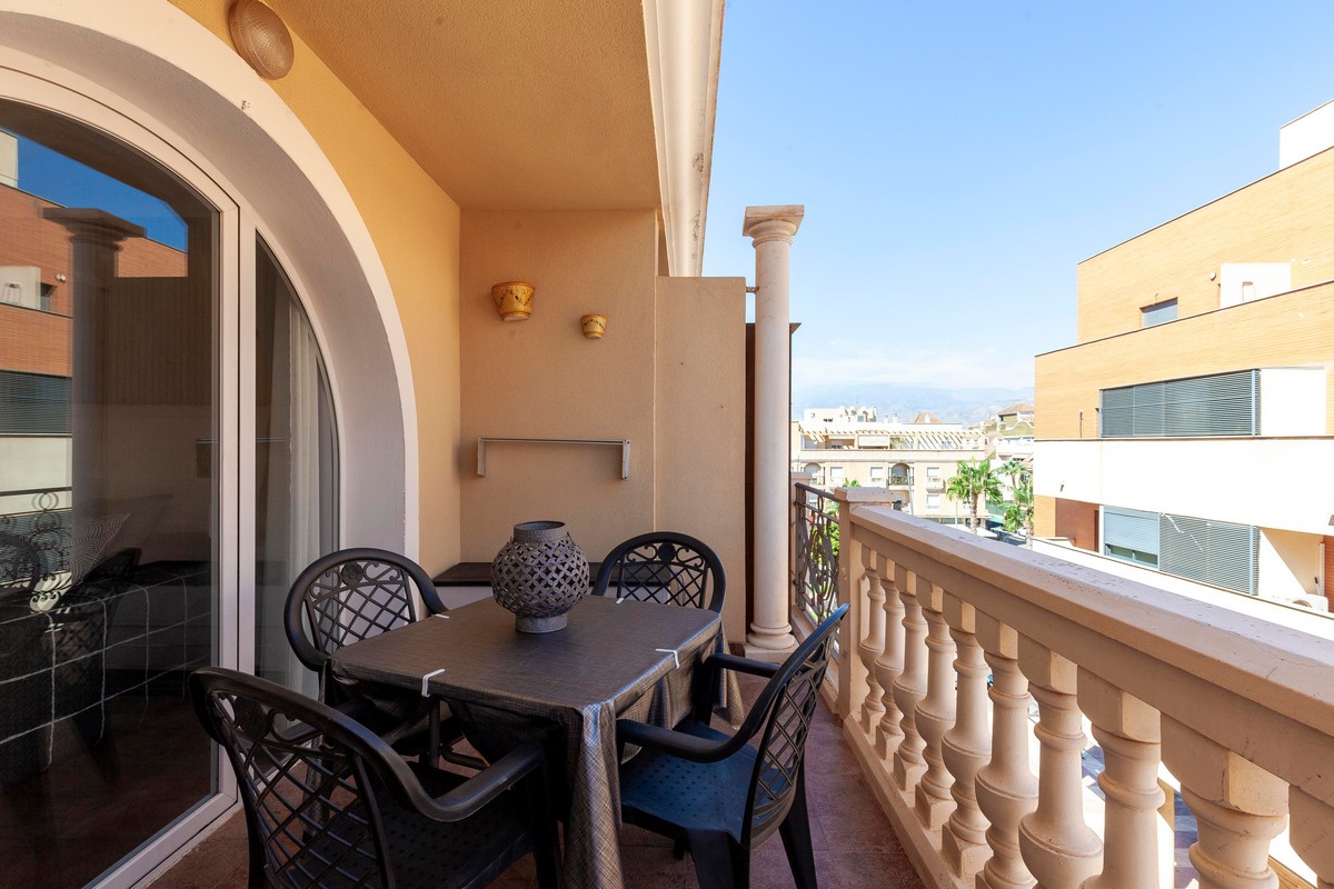 Spacious apartment in Palazzo Vivaldi, Urb. Las Salinas