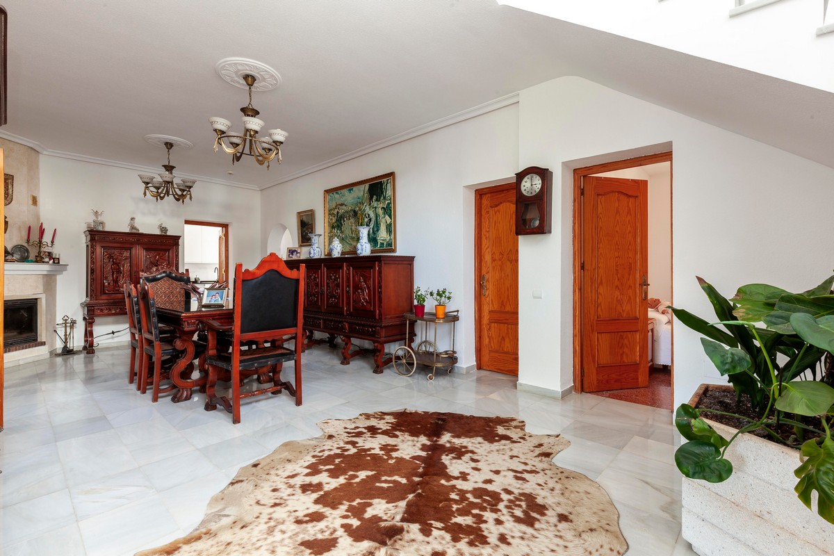 Detached villa in a prime location for an unbeatable price