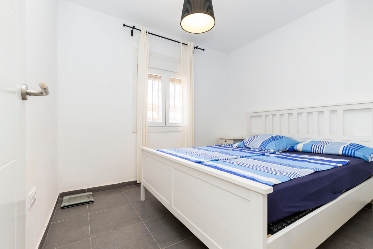 Prächtige 3-Schlafzimmer-Wohnung, komplett renoviert, Wohnanlage Pueblo Andaluz