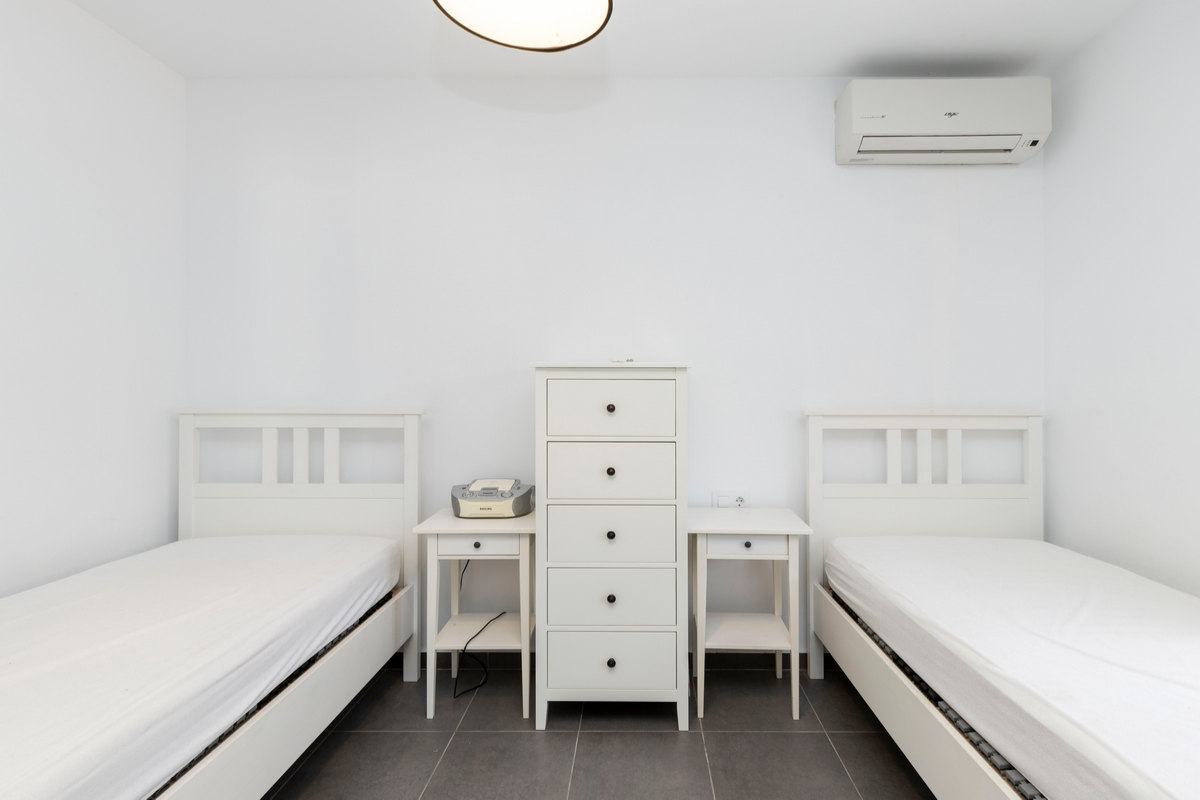 Prächtige 3-Schlafzimmer-Wohnung, komplett renoviert, Wohnanlage Pueblo Andaluz